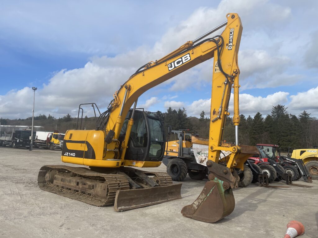 Tracked excavators
